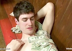 Chesty shemale Morgan Bailey gives the bartender a wild buttfuck