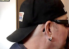 Vintage gloryhole amateur giving brain