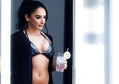 Surprised under the shower later it turns into 3some with sexy COUGAR Sheena Ryder