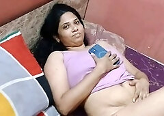 Desi teen caught cheating on her boyfriend for the first time