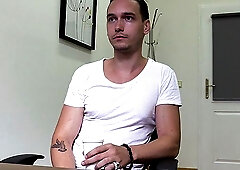 Gay guys having fun in a POV porno movie right here