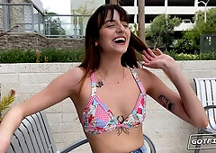 Gotfilled Lana Smalls gets spread out and filled up