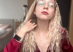 Goddess Bella Rae shares her thoughts on betas and submissive guys