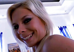 Interracial orgy as Hennessy & Dulsineya shoot cream out of their assholes