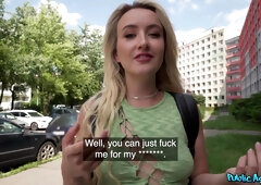 Ann Joy’s Blonde Content Creation in Public Heat