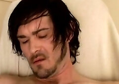 Solo dude shows off his ejaculatory expression