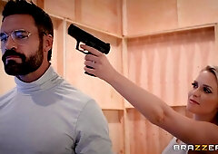 Sex adventure with booty girl Mia Malkova