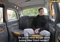 Nasty babe cockriding lucky guy in car