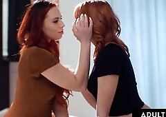 Redhead Sweethearts Passionately Bang - DE