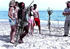 Max Casanova: Comfort Challenge on the Beach and Sex in Woods with Nicky Wayne and Max