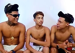 Intense raw three-way with guys Novinho Gg and Luis Leite