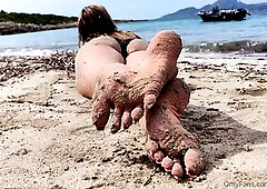 Sexy leggy brunette enjoys foot fetish