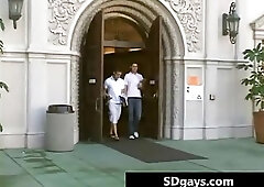 Weird college mate sucks gay weiner