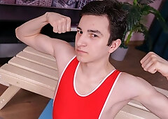 Alpan Stone is screaming while jerking off, which is hot