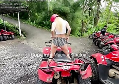 VLOG PORN BALI - Je me fais remplir la chatte sur la terrasse de mon airbnb