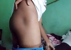 Guy gets off with his lovely doll while home alone