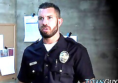 Muscly policeman cum soak