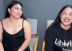 THIS LARGE-BUTT BITCH GETS SCREWED BY A EBONY CHAP WITH A GIANT DONG