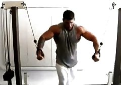 Body Builder fucks blonde gay