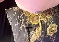 Wanking off and spunking in my own gullet