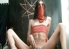 Scarlet fuckslut gets her ass drilled by massive dildos