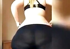 Big Arab Booty on Webcam