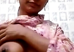 Desi Girl Showing Her Nude Body