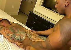 Max Konnor fucks Archer Croft’s hot sexy tight bubble butt