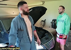 Breed It Raw - Tattooed College Guy Breeds Me After Meeting Him At The Hotel Gym