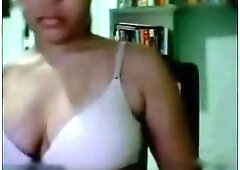 Big boobed amateur chat babe shows her tits and ass