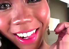 Ebony tranny with her dirty fantasies