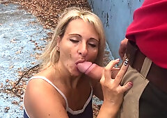 My Wife Luna Deepthroats Pool Tech with Intense Facial in Empty Pool