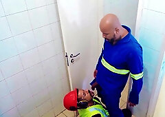 FETISH SMASH INBETWEEN EMPLOYEES.