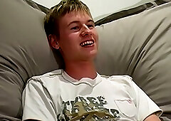 Brit guy moans loudly while passionately pleasuring himself