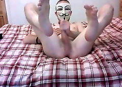 Jerking off before disappointing my parents