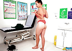 Wondrous bopping babe Tindra Frost is kinky stripping nurse