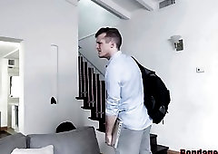 Submissive babe loves BDSM and being choked while she sucks