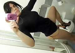 Cache, calze, bathroom masturbation hidden