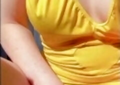 ファンサイトへ自撮り投稿した後にカマンてきす昼間から二刀流オtニー大量潮吹きて愛液タラタラ垂らしちゃ�