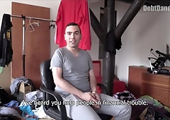 Thick dude takes a facial after raw anal