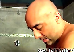 We all know what it's like sharing a shower