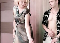 Aged stepmom caught hunk stroking on her underclothes