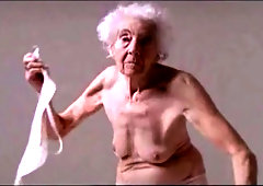 Wrinkle granny still wants to fuck with youngsters!