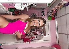 SQUIRTING FROM SEX TOY