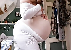 Admiring My Bump