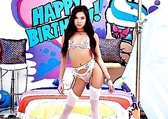 True Ass Pumping - Vina Sky