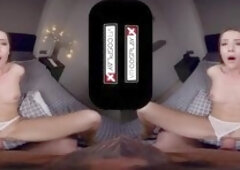 Ghostface Mask Makes Teen Babe Sybil A Scream For A Big Dick