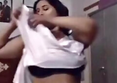 Gouthami reddy manthena removing dress and showing black sexy bra in bedroom video