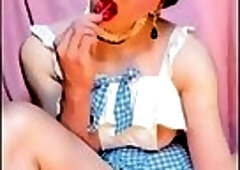 Lolly-pop girl Anna Rios is licking and saliving like her life depends on it