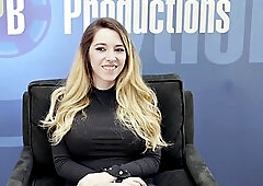 Yakkuza blonde BIG tits bukkake